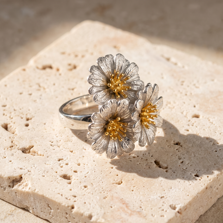 Anello Giardino Terra in argento 925 con tre fiori, vista principale