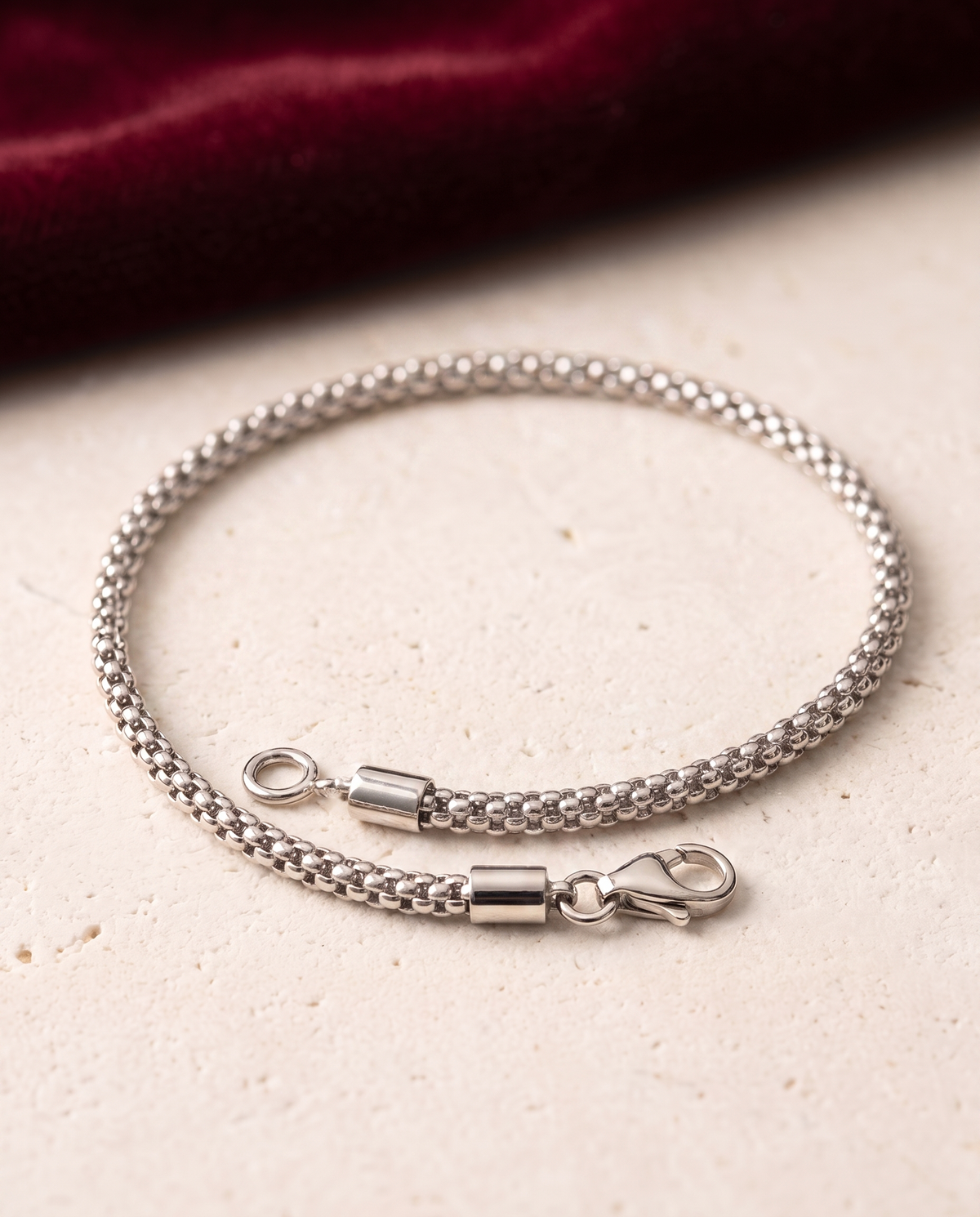 Bracciale Luce Gold 18kt in oro bianco, dettaglio macro