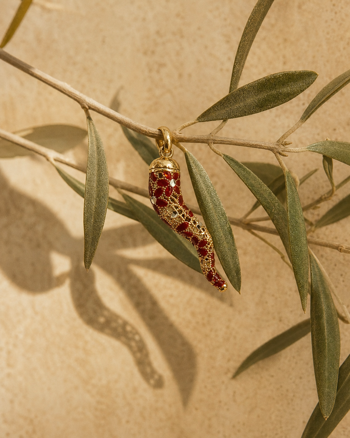 Ciondolo Pepper Oro Rosso con ramo di ulivo