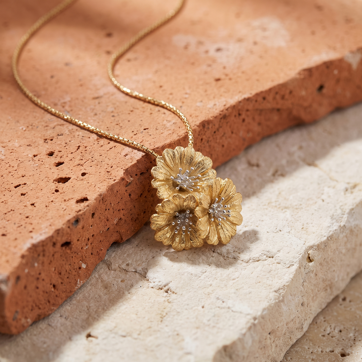 Collana Giardino su terracotta e pietra bianca, collezione Terra