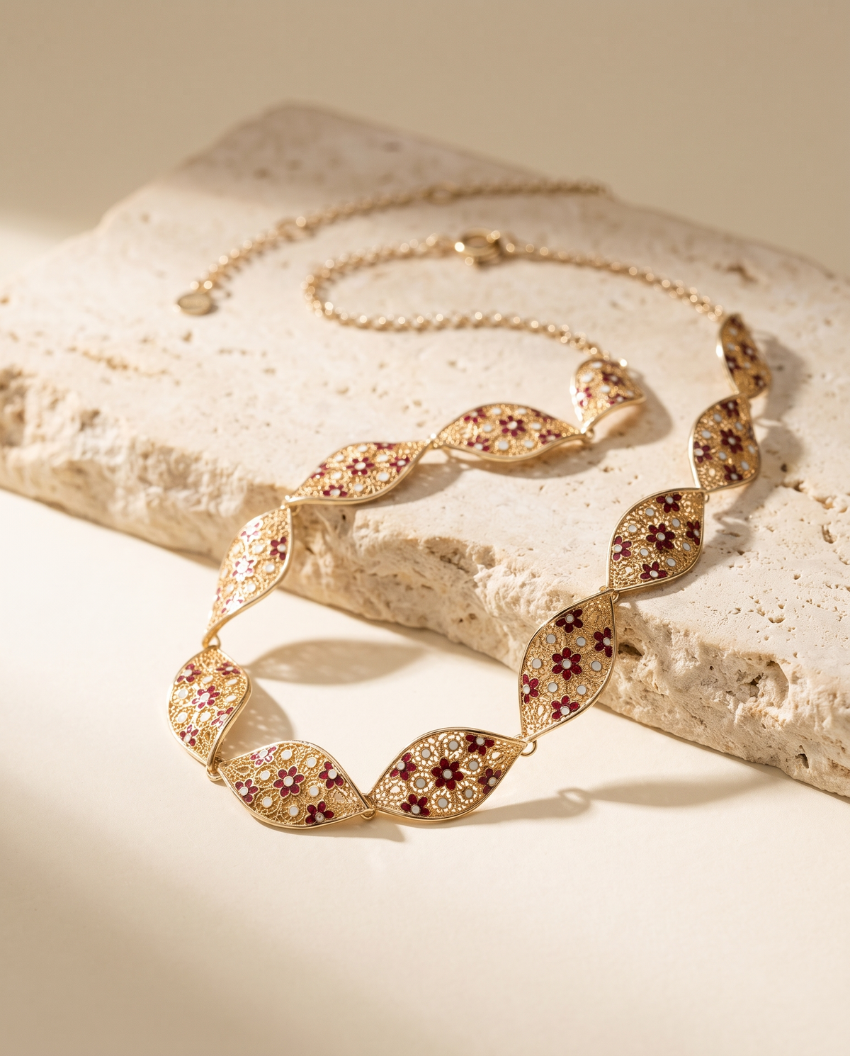 Collana Foulard Cattedrale Rosoni — Rosso