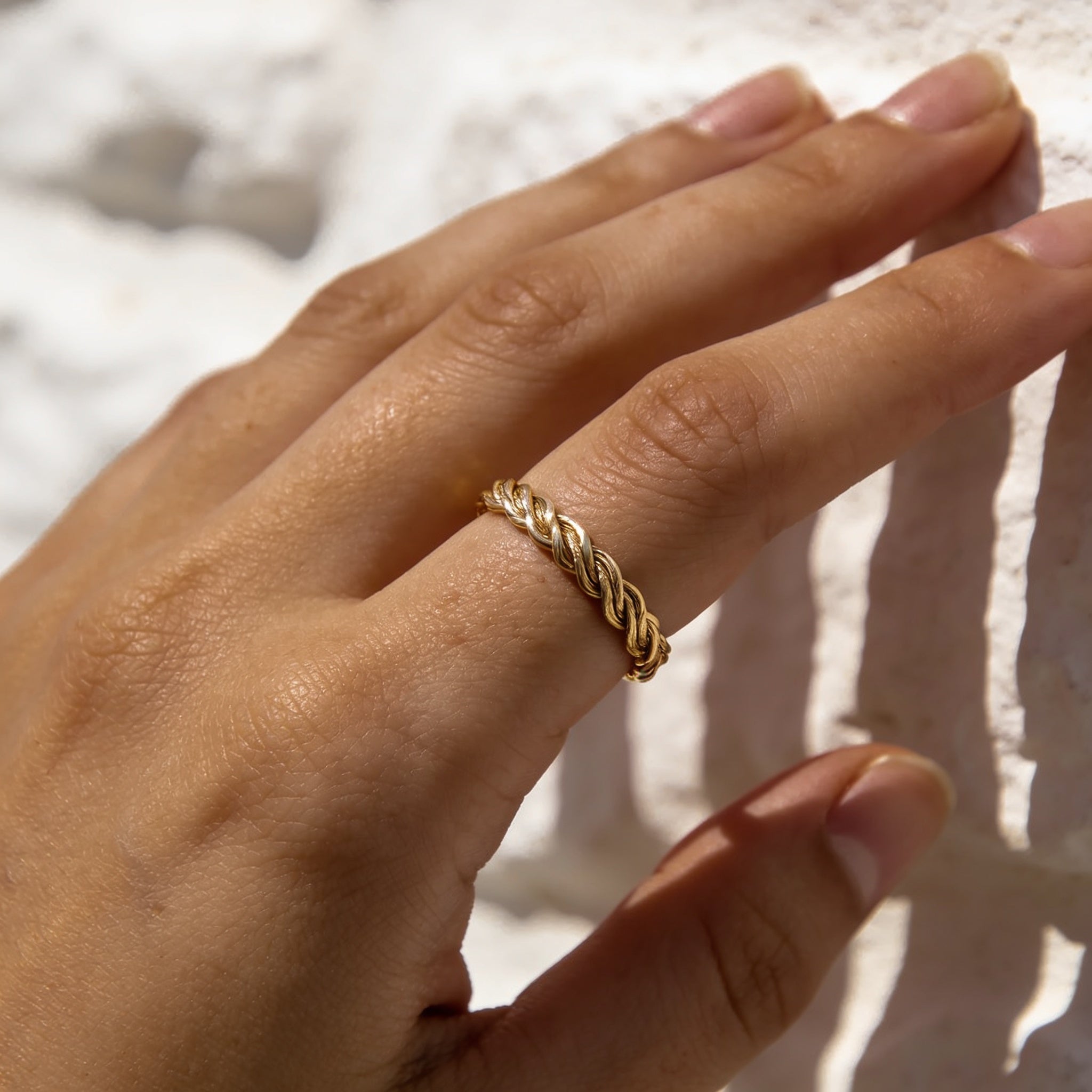 Anello Trama — indossato